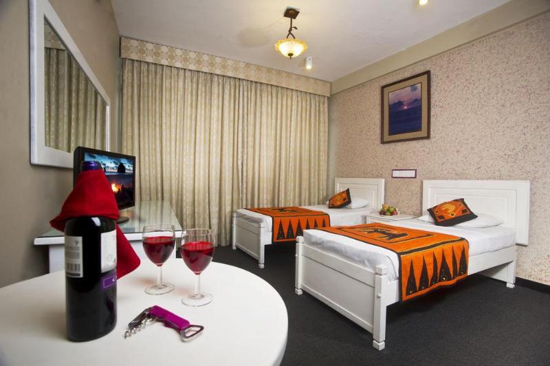 Omega Inn Коломбо Экстерьер фото